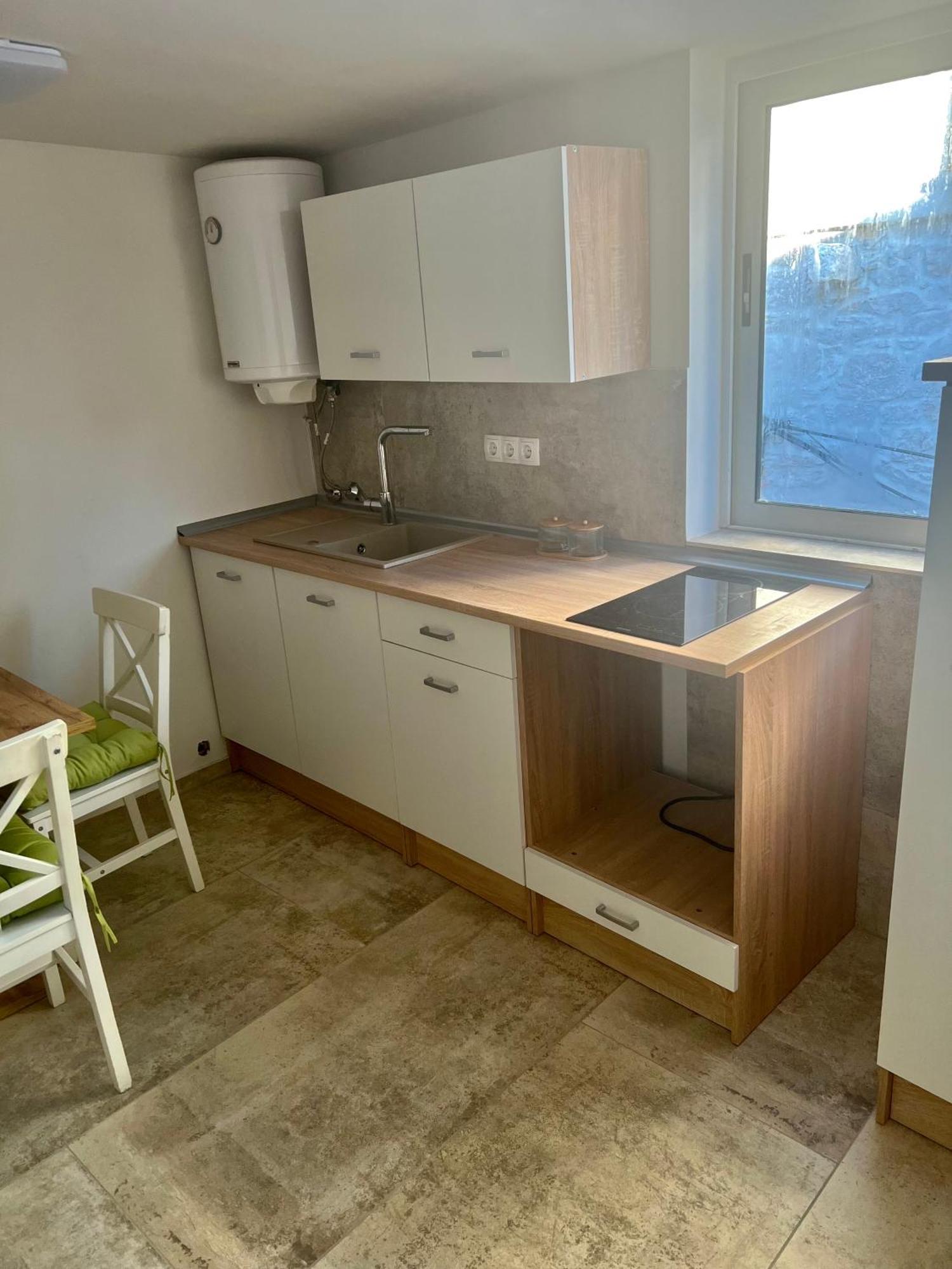 Apartman Roko Tribalj Eksteriør bilde